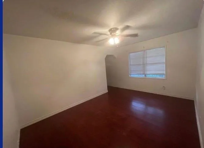 114 Irwin Columbus, TX 78934