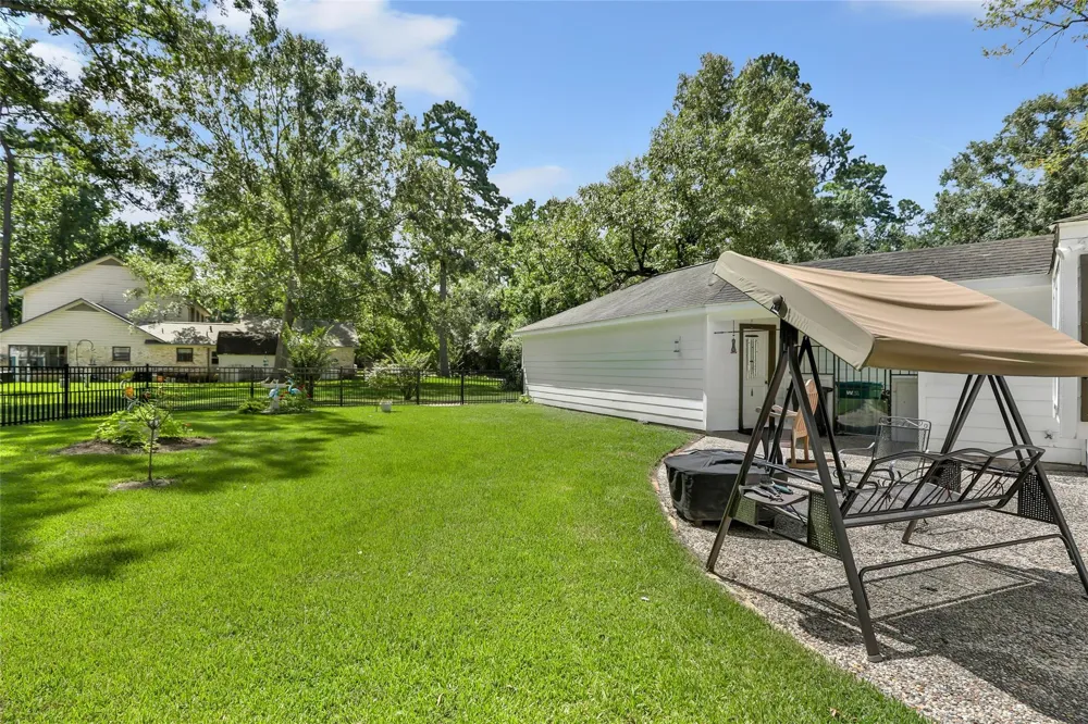 27154 Afton Way Huffman, TX 77336