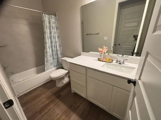 5039 Country Meadows Trail Iowa Colony, TX 77583