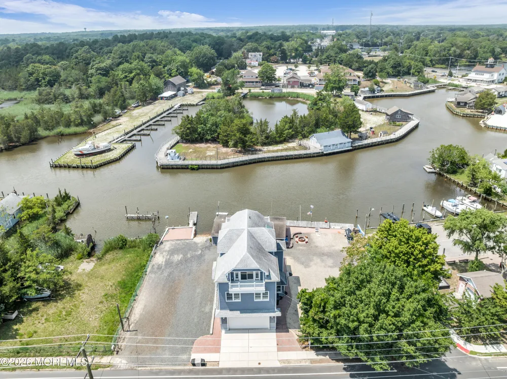 230 S Green Street Tuckerton, NJ 08087