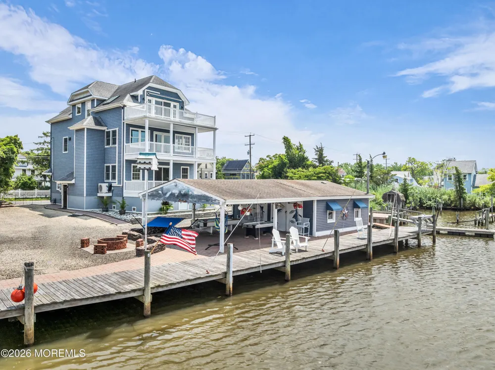 230 S Green Street Tuckerton, NJ 08087