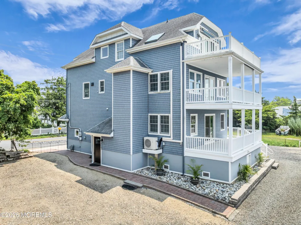 230 S Green Street Tuckerton, NJ 08087