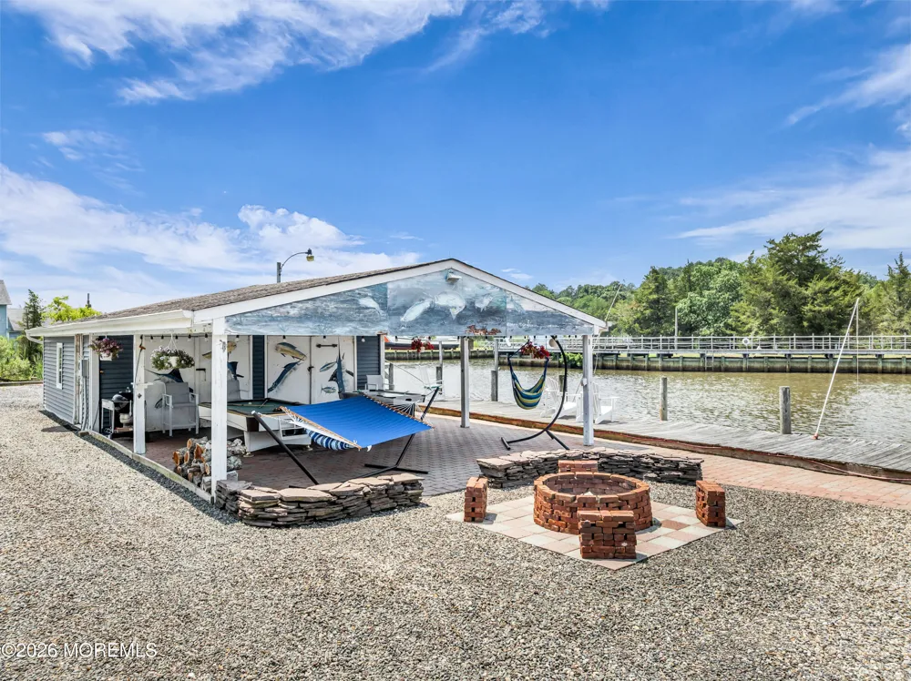 230 S Green Street Tuckerton, NJ 08087