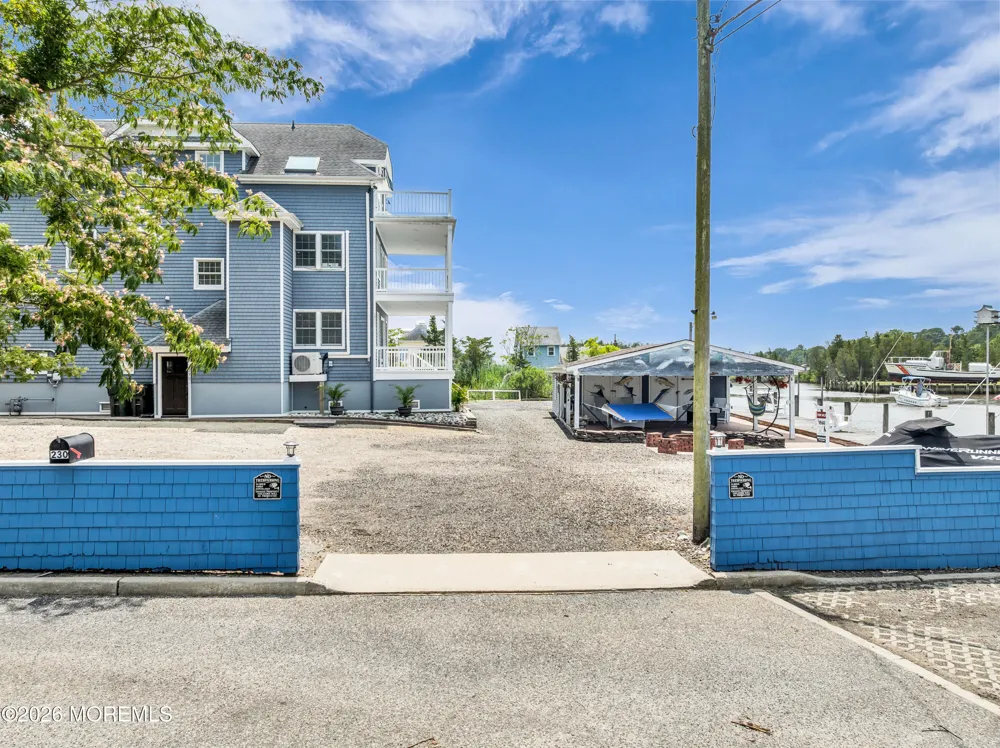 230 S Green Street Tuckerton, NJ 08087