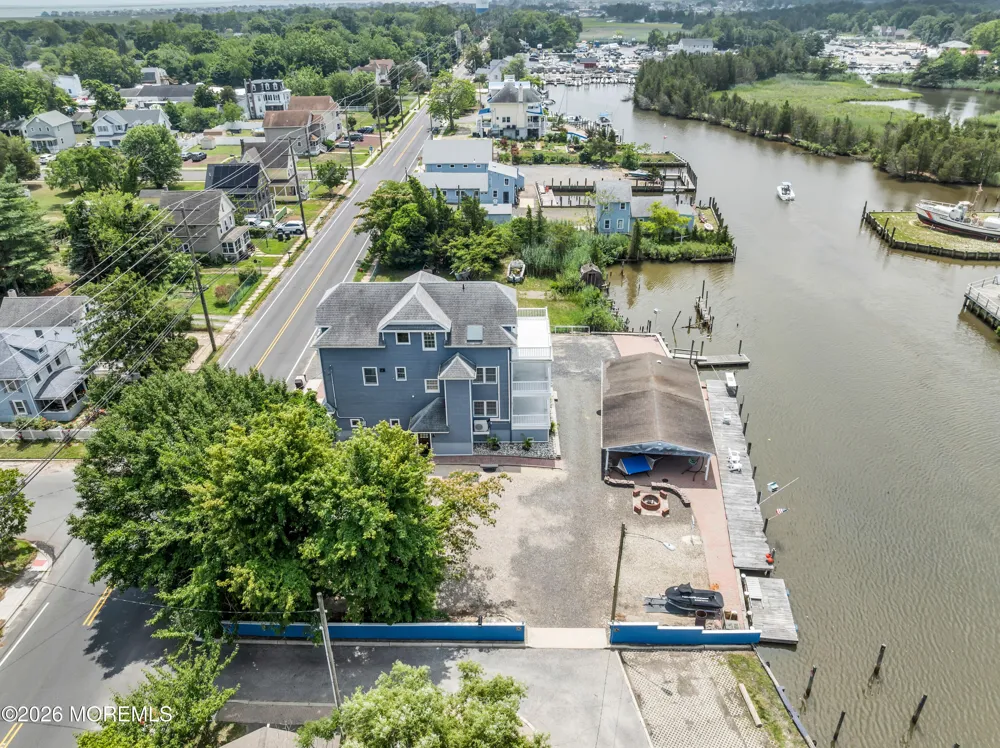 230 S Green Street Tuckerton, NJ 08087