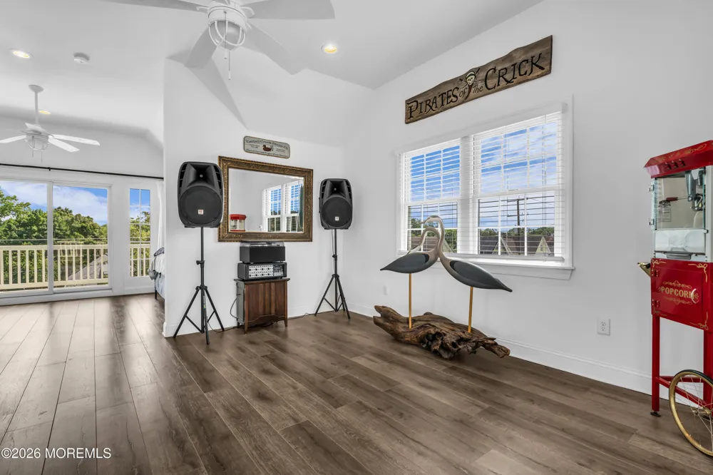 230 S Green Street Tuckerton, NJ 08087