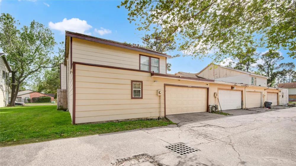 5703 Easthampton Drive #D Houston, TX 77039