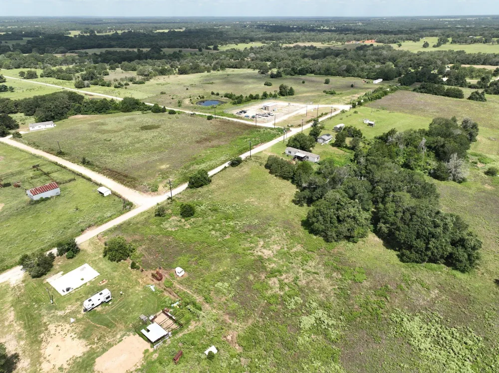 1 County Road 367 Caldwell, TX 77836