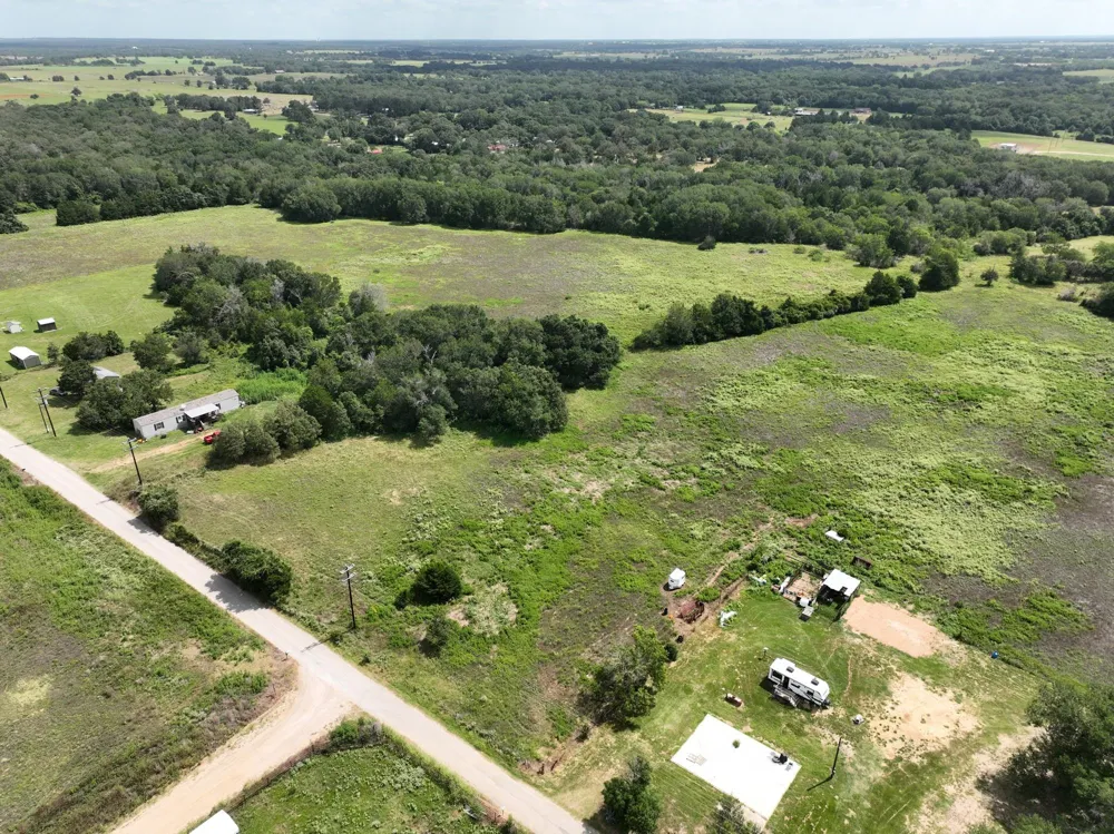 1 County Road 367 Caldwell, TX 77836