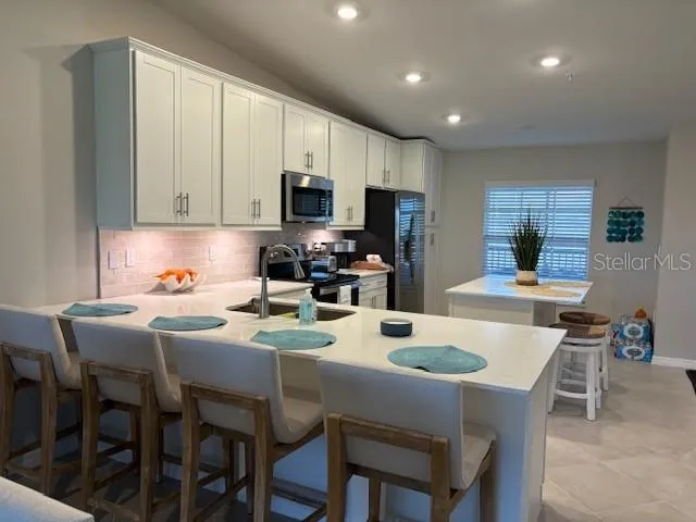 12520 GALAPAGOS CT. #201 Venice, FL 34293