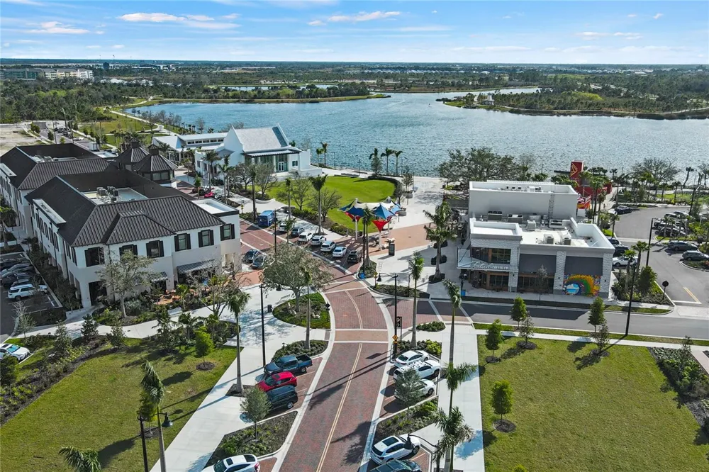 12520 GALAPAGOS CT. #201 Venice, FL 34293