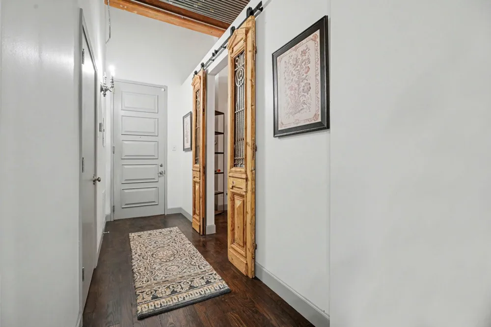 2400 Mechanic Street #101 Galveston, TX 77550