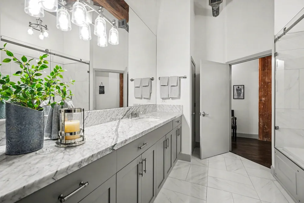 2400 Mechanic Street #101 Galveston, TX 77550
