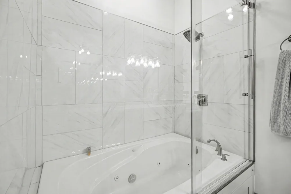 2400 Mechanic Street #101 Galveston, TX 77550