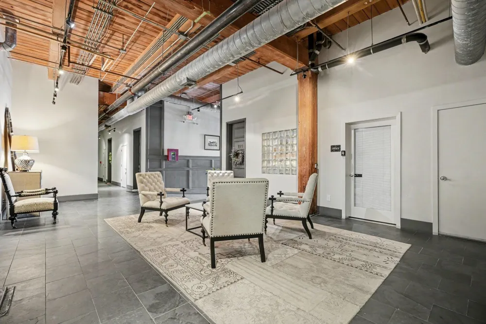 2400 Mechanic Street #101 Galveston, TX 77550