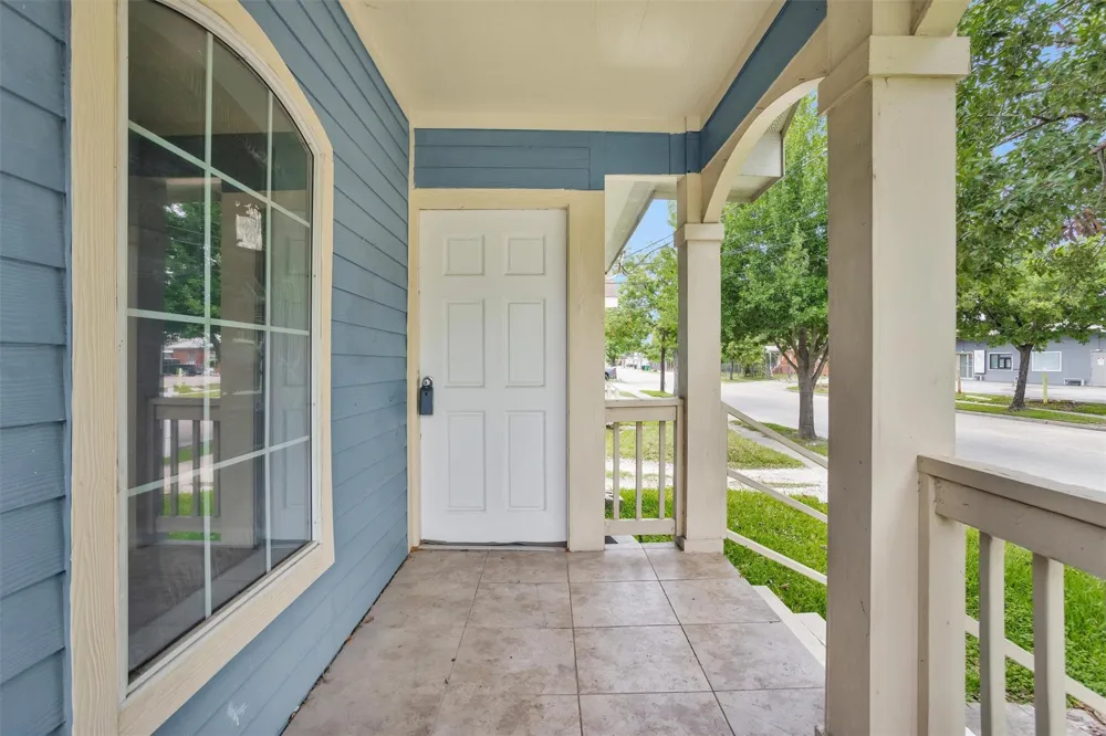 4522 Canal Street Houston, TX 77011