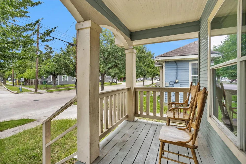 4522 Canal Street Houston, TX 77011