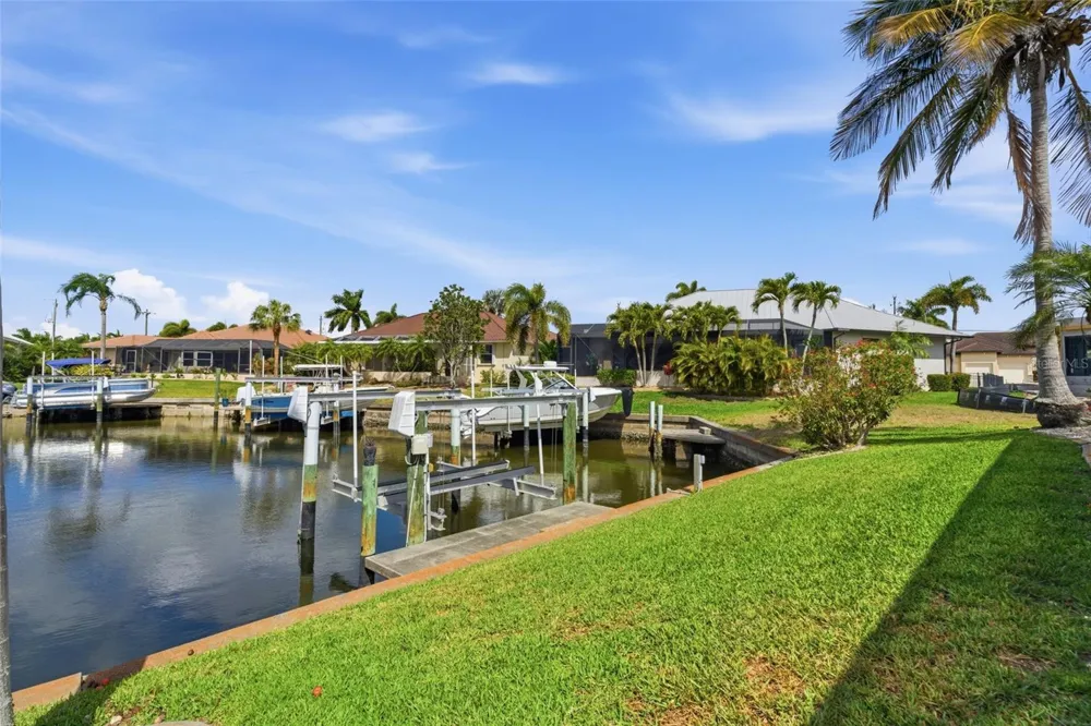 1318 PENGUIN COURT Punta Gorda, FL 33950