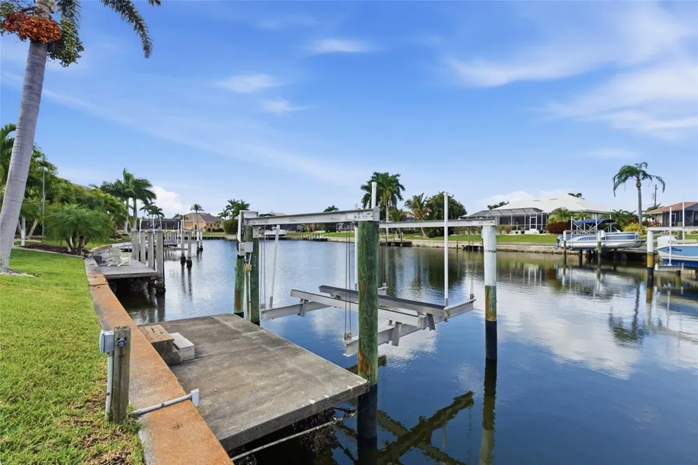 1318 PENGUIN COURT Punta Gorda, FL 33950