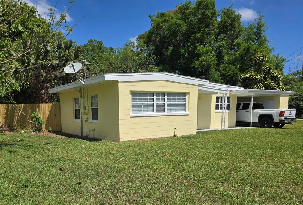 5825 YUCATAN DRIVE Orlando, FL 32807