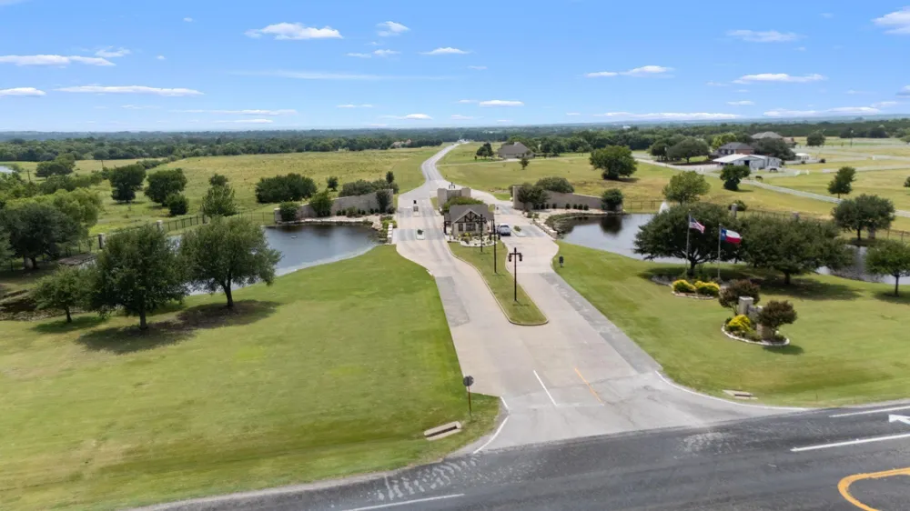 1736 White Bluff Drive Whitney, TX 76692