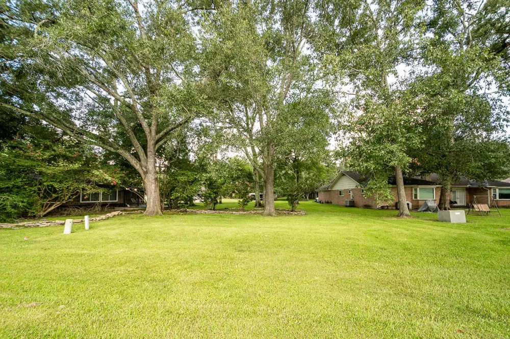 Aloft Ct Crosby, TX 77532