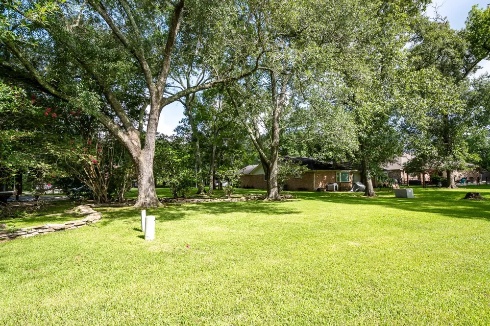 Aloft Ct Crosby, TX 77532