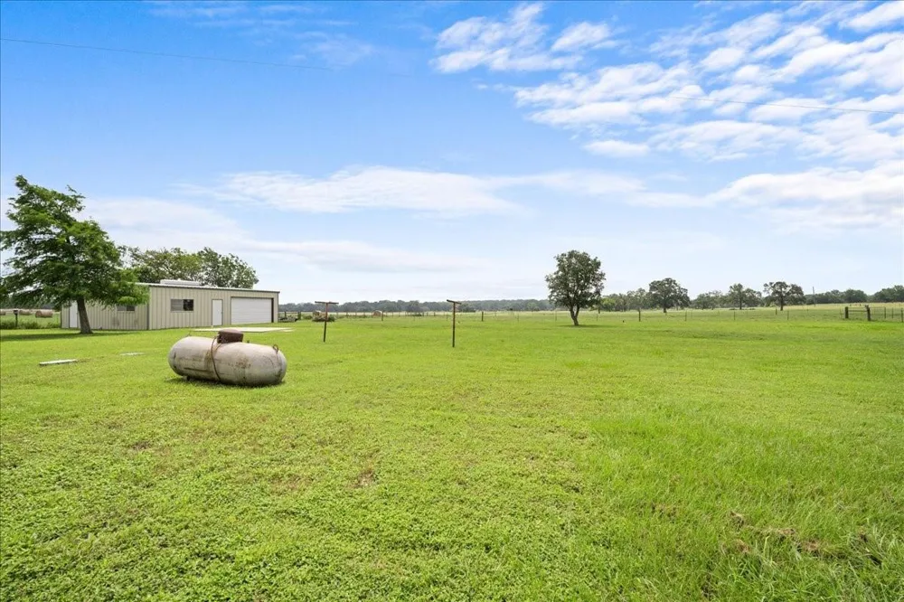 7616 Waldeck Cemetery Road Round Top, TX 78954