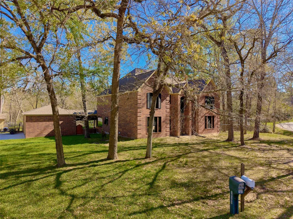 16302 Old Coach Road Stagecoach, TX 77355