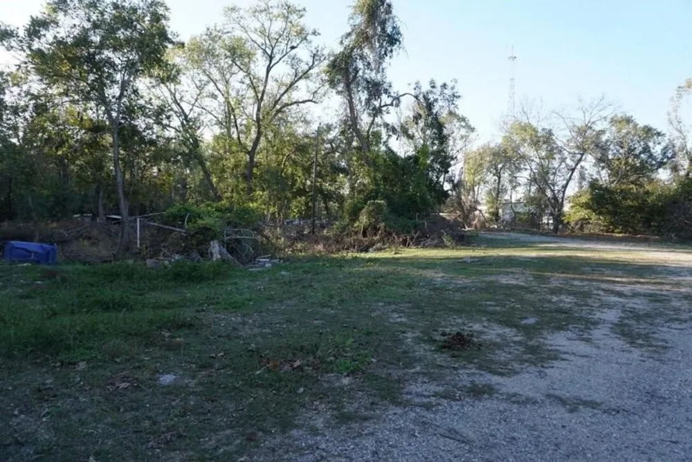 424 S Avenue D Humble, TX 77338