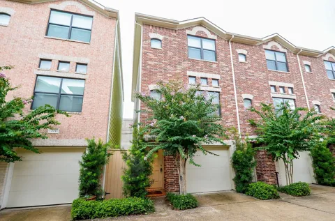 11315 S Main Street #301