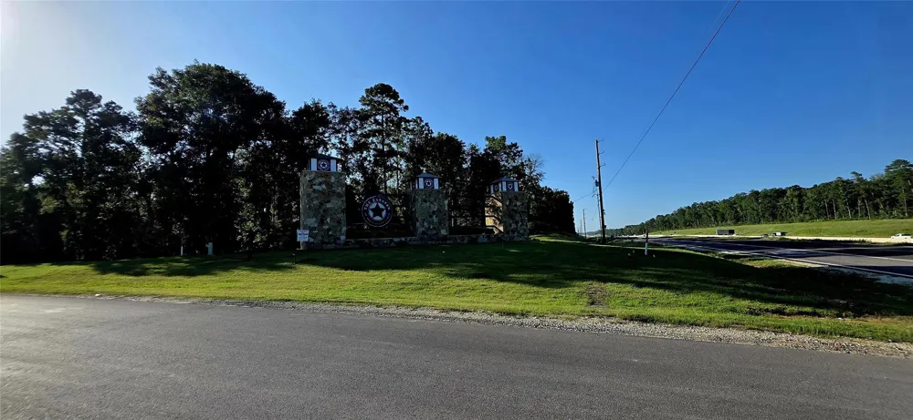 107 Romantic Dreams Ct Court Huntsville, TX 77340