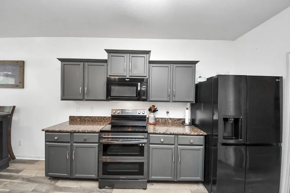 415 Hawks View Drive La Marque, TX 77568