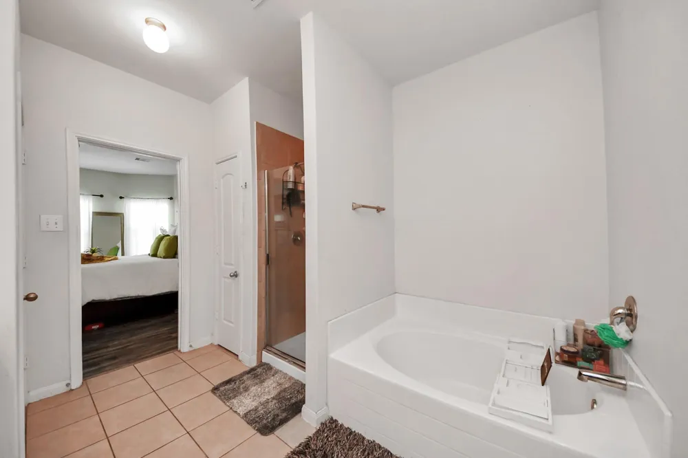 415 Hawks View Drive La Marque, TX 77568