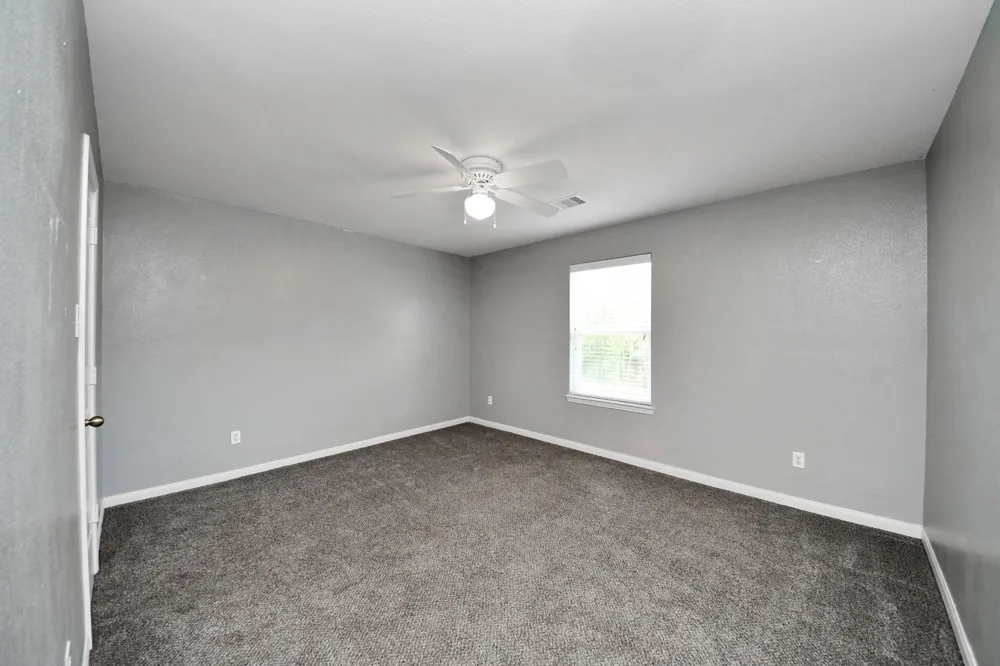 415 Hawks View Drive La Marque, TX 77568