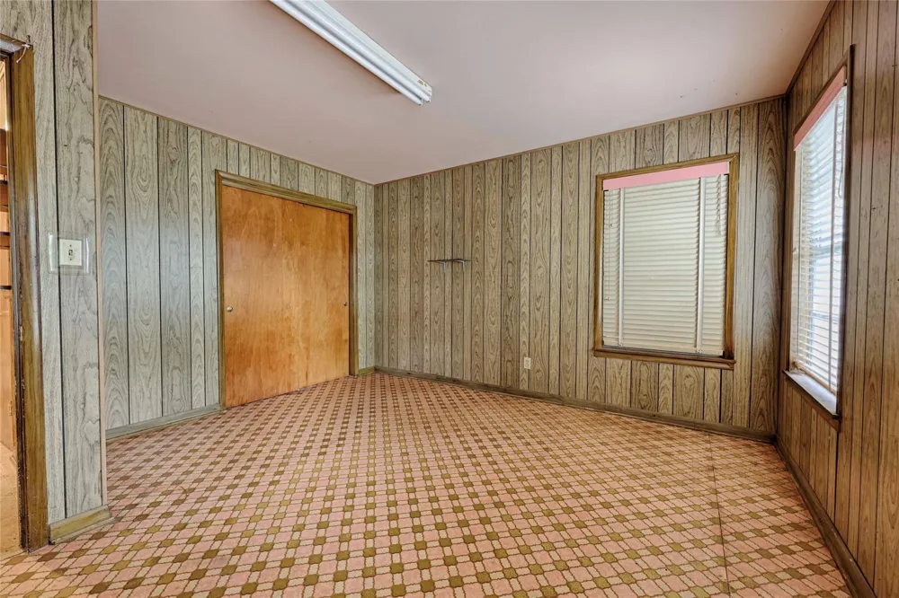 200 Young Street Hallettsville, TX 77964