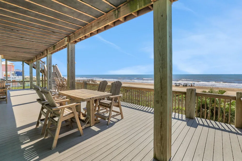 2396 Sand Drift Lane Crystal Beach, TX 77650