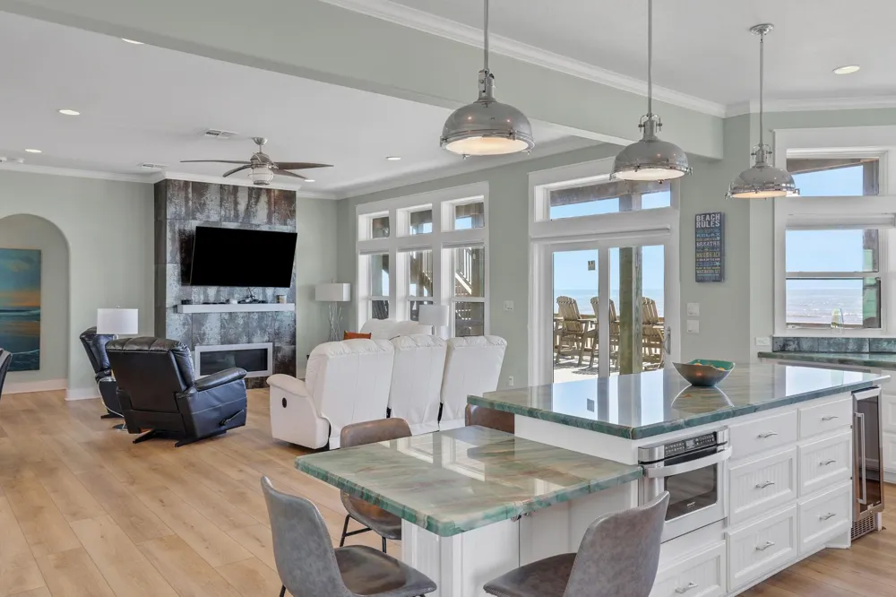 2396 Sand Drift Lane Crystal Beach, TX 77650
