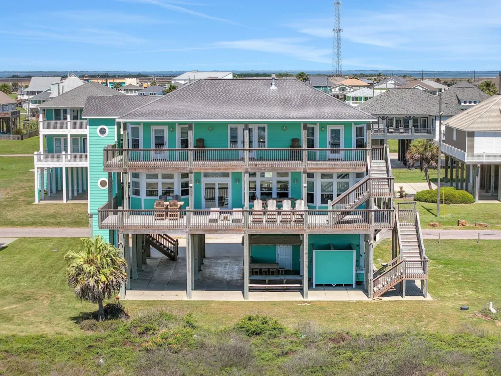 2396 Sand Drift Lane Crystal Beach, TX 77650
