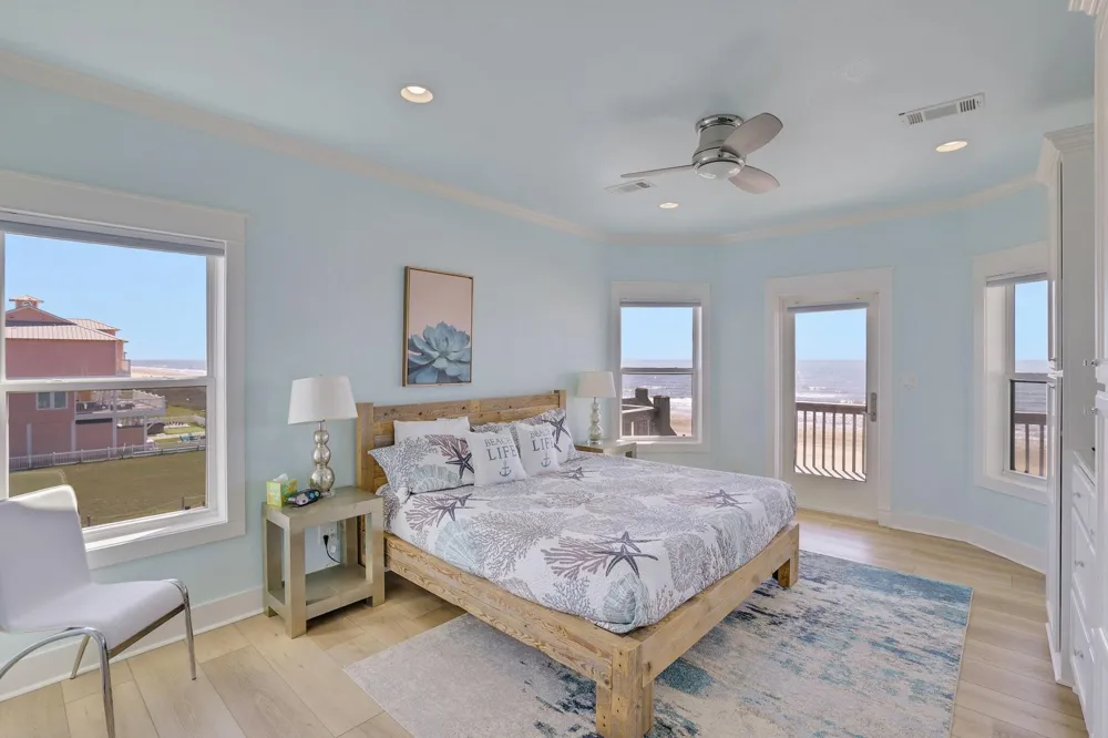 2396 Sand Drift Lane Crystal Beach, TX 77650