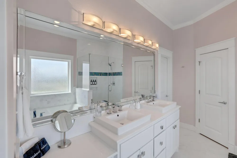 2396 Sand Drift Lane Crystal Beach, TX 77650