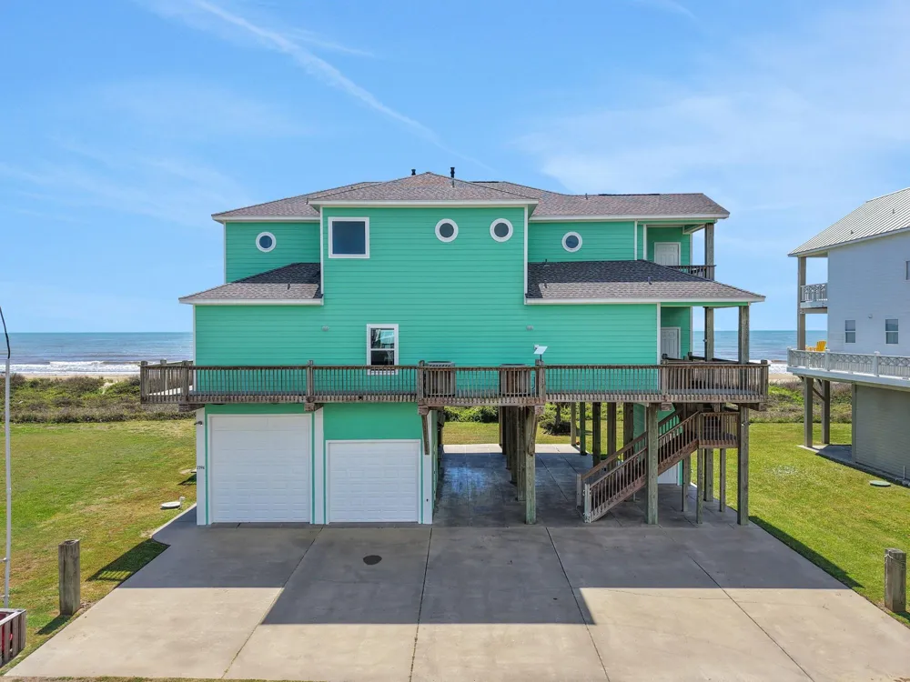 2396 Sand Drift Lane Crystal Beach, TX 77650