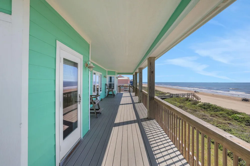 2396 Sand Drift Lane Crystal Beach, TX 77650