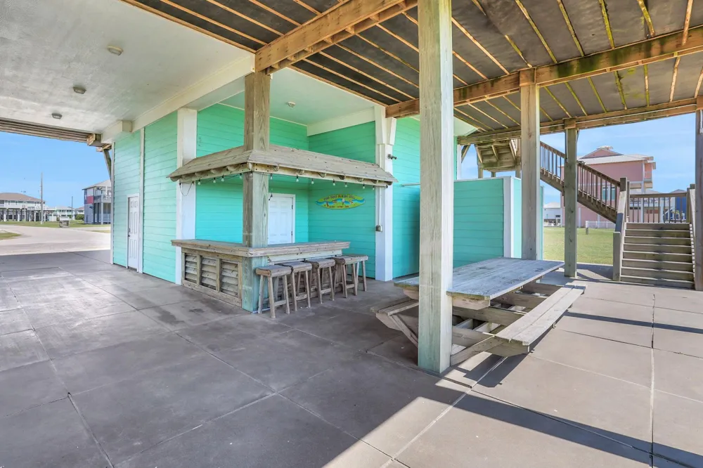 2396 Sand Drift Lane Crystal Beach, TX 77650
