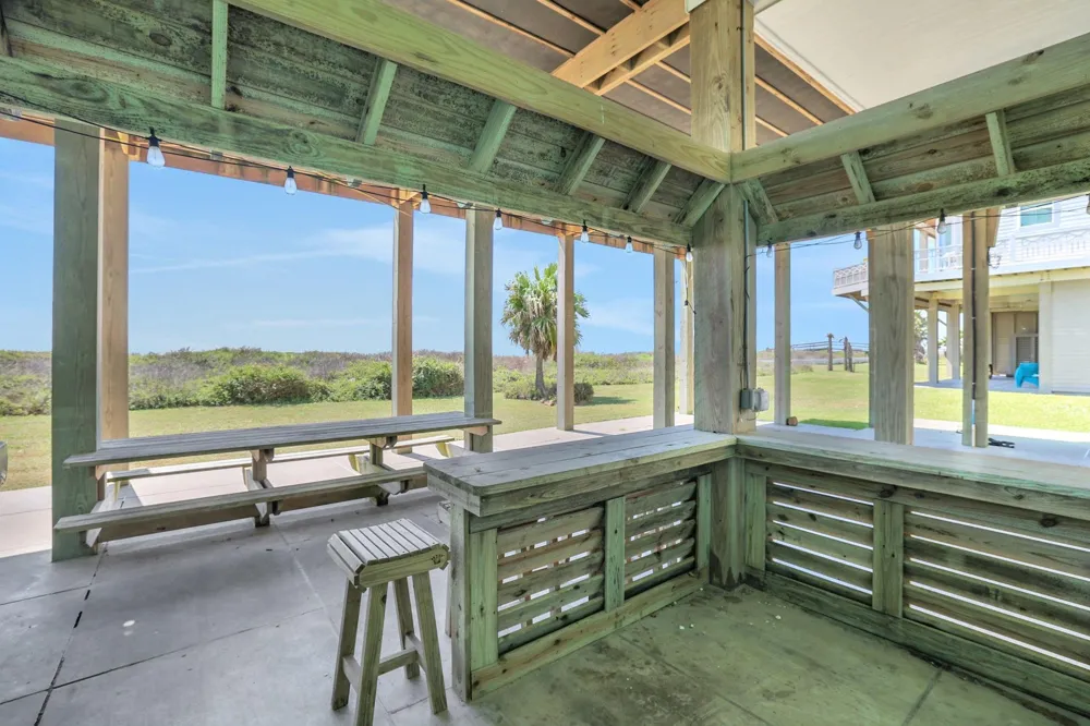 2396 Sand Drift Lane Crystal Beach, TX 77650