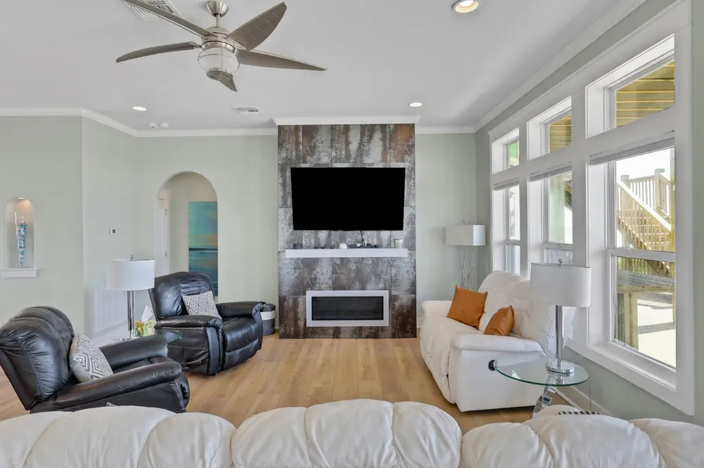 2396 Sand Drift Lane Crystal Beach, TX 77650