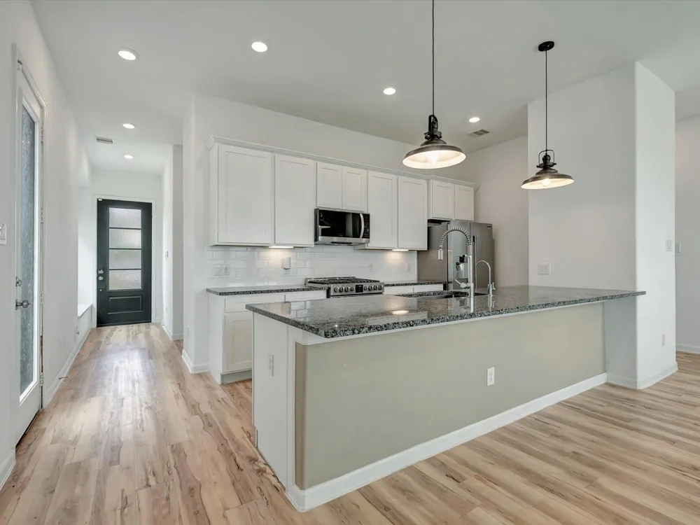 10630 Cabot Trail Iowa Colony, TX 77583