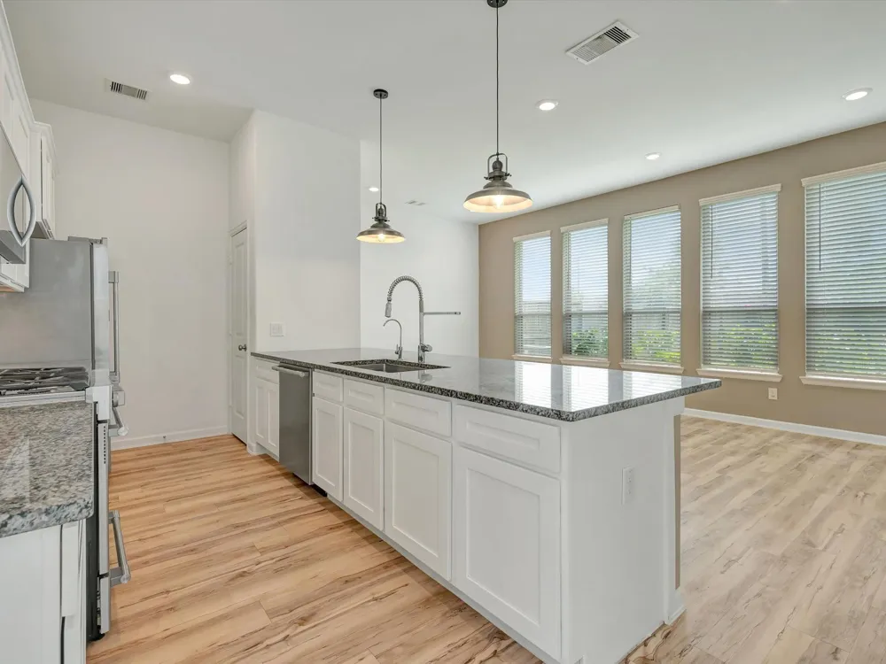 10630 Cabot Trail Iowa Colony, TX 77583