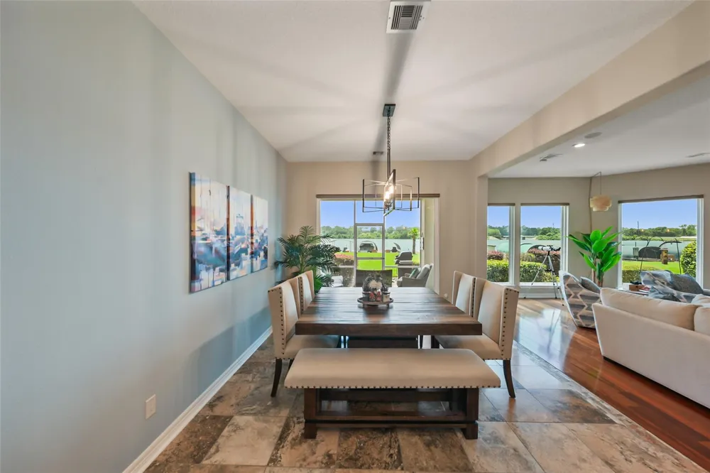 127 W Palm Boulevard Montgomery, TX 77356