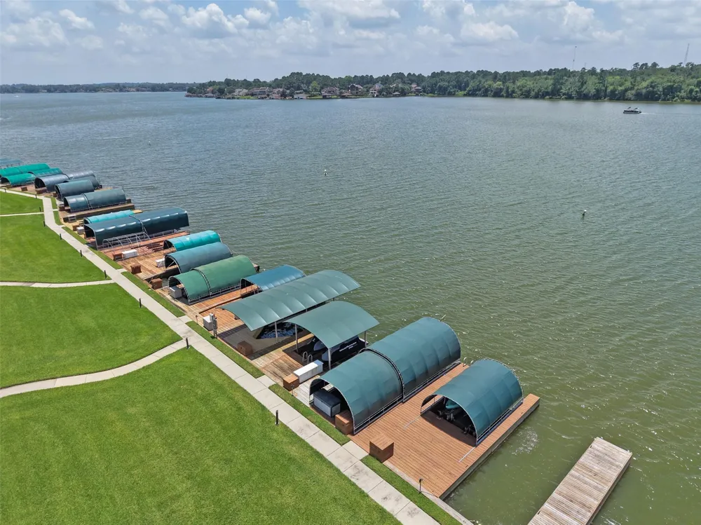 127 W Palm Boulevard Montgomery, TX 77356